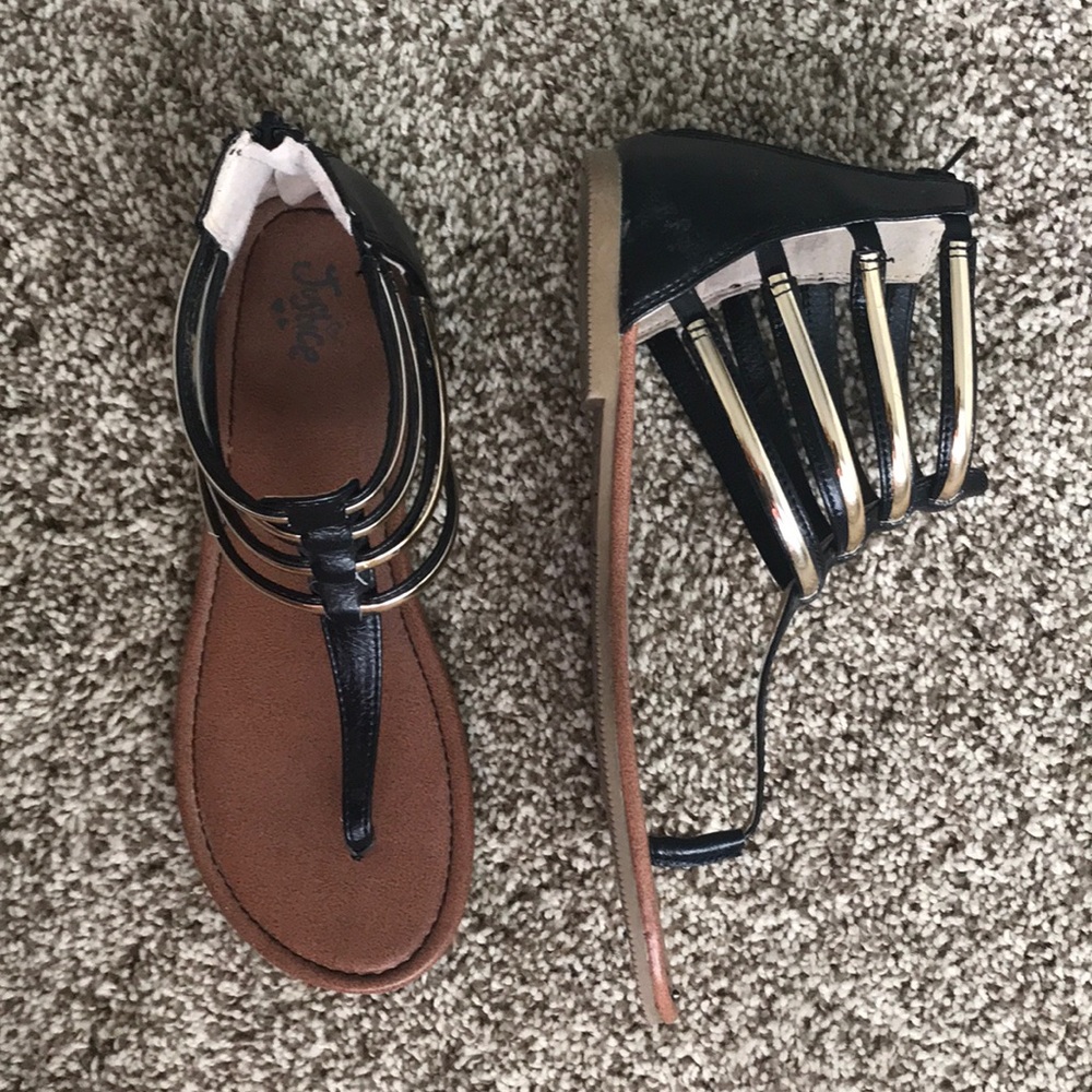 JUSTICE brown and gold sandles